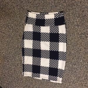 LulaRoe Cassie skirt
